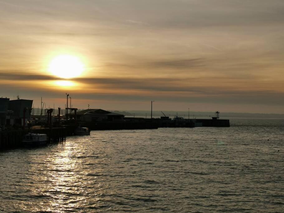 Charme Et Zenitude, Avec Vue Exceptionnelle Sur Le Port Villa Granville Dış mekan fotoğraf